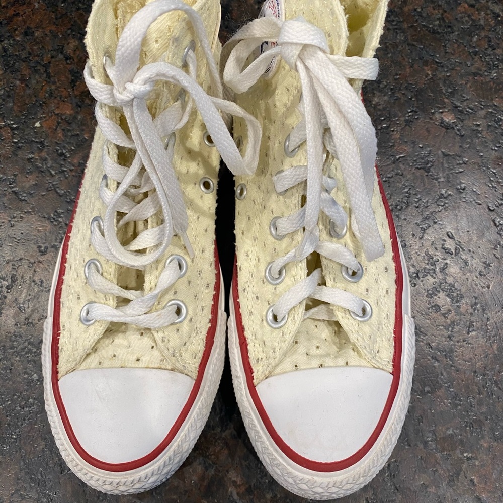 Converse high top
